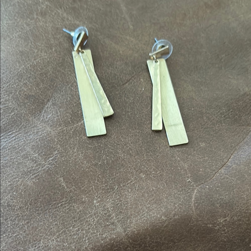 Elegant Gold Dangle Earrings